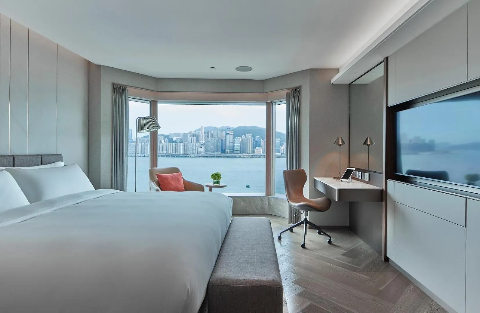 New World Millennium Hong Kong Hotel