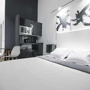 Fino Modern & Luxury Apartment Seville
