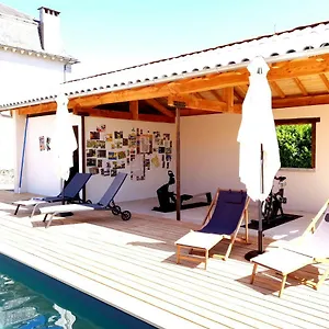 https://gites-de-maurs.hotels-rhonealpes.com