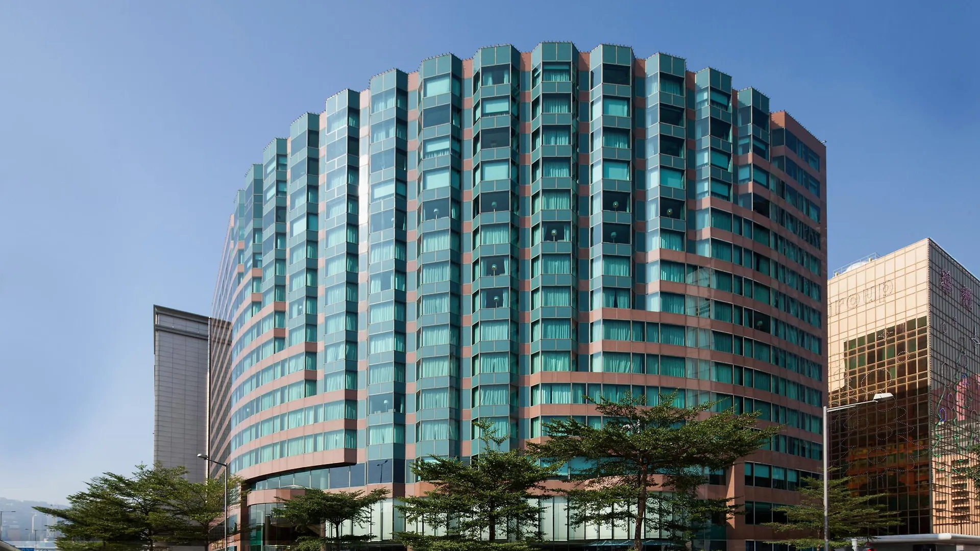 New World Millennium Hong Kong Hotel