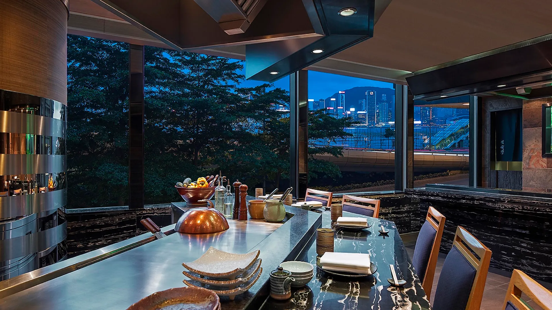 New World Millennium Hong Kong Hotel