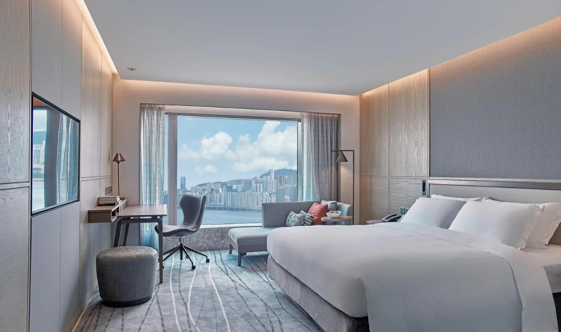 New World Millennium Hong Kong Hotel 5*,  China