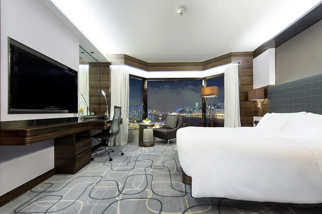 New World Millennium Hong Kong Hotel